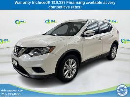 2016 Nissan Rogue with Pearl White Exterior