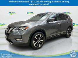2019 Nissan Rogue with Gun Metallic Exterior